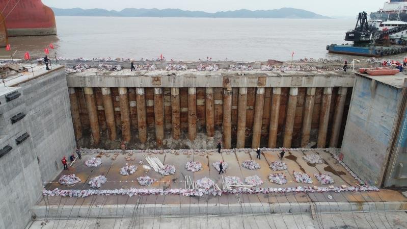 E:\u4e2d\u4e2dϢ9
images90507170524.jpg